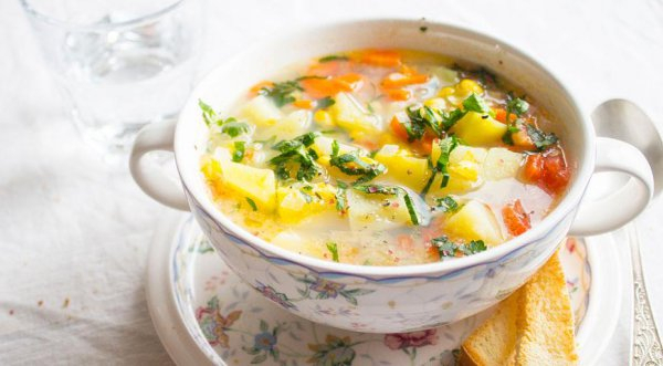 Картофельная похлебка с кукурузой &mdash; вкусный рецепт