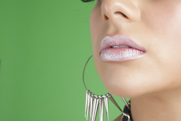 Пухлые губы: как добиться нужного эффекта контурной пластикой с помощью филлеров