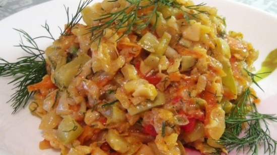 Тушеные кабачки, вкусные и низкокалорийные: 3 рецепта