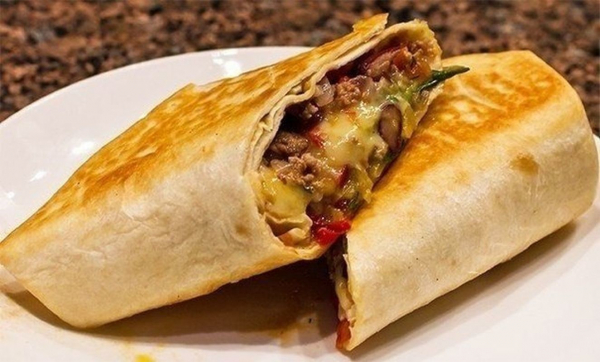10 быстрых и вкусных рецептов домашней шаурмы